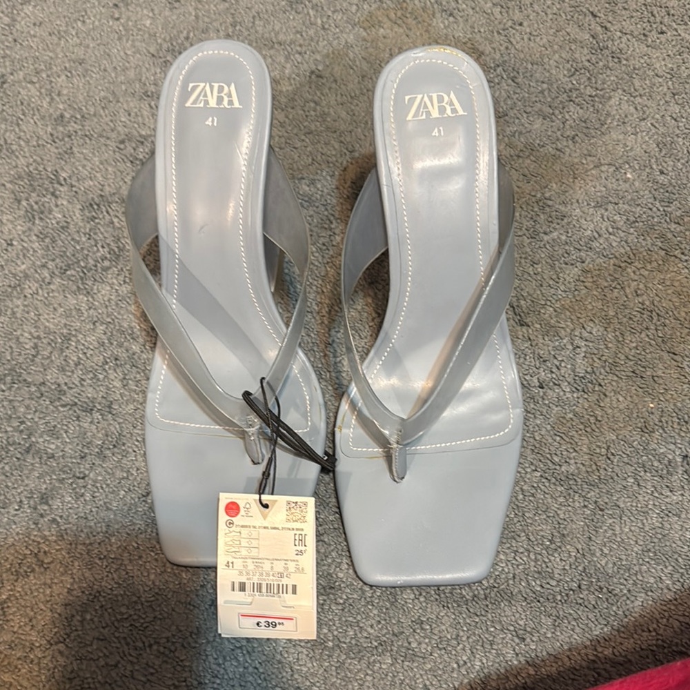 Zara Women's Gray Sandals